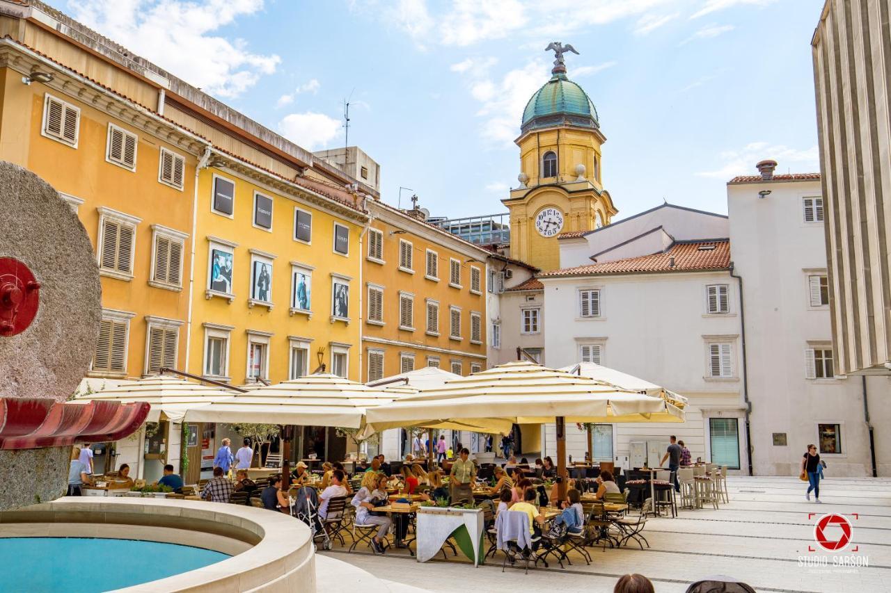 Deluxe Ploech Guest house 4*